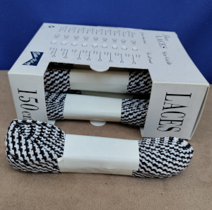 140cm flat black and white laces